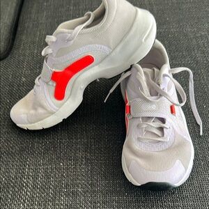 Nike DV8975-501 Youth Running Shoes – Size US 8.5